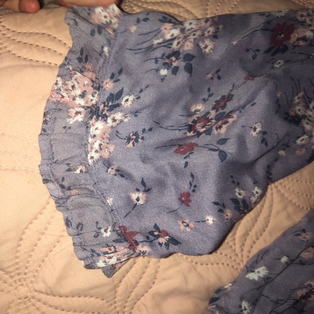 crop top - Picture 3 of 3